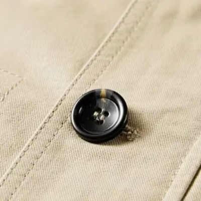 Elegant jakke med flere lommer